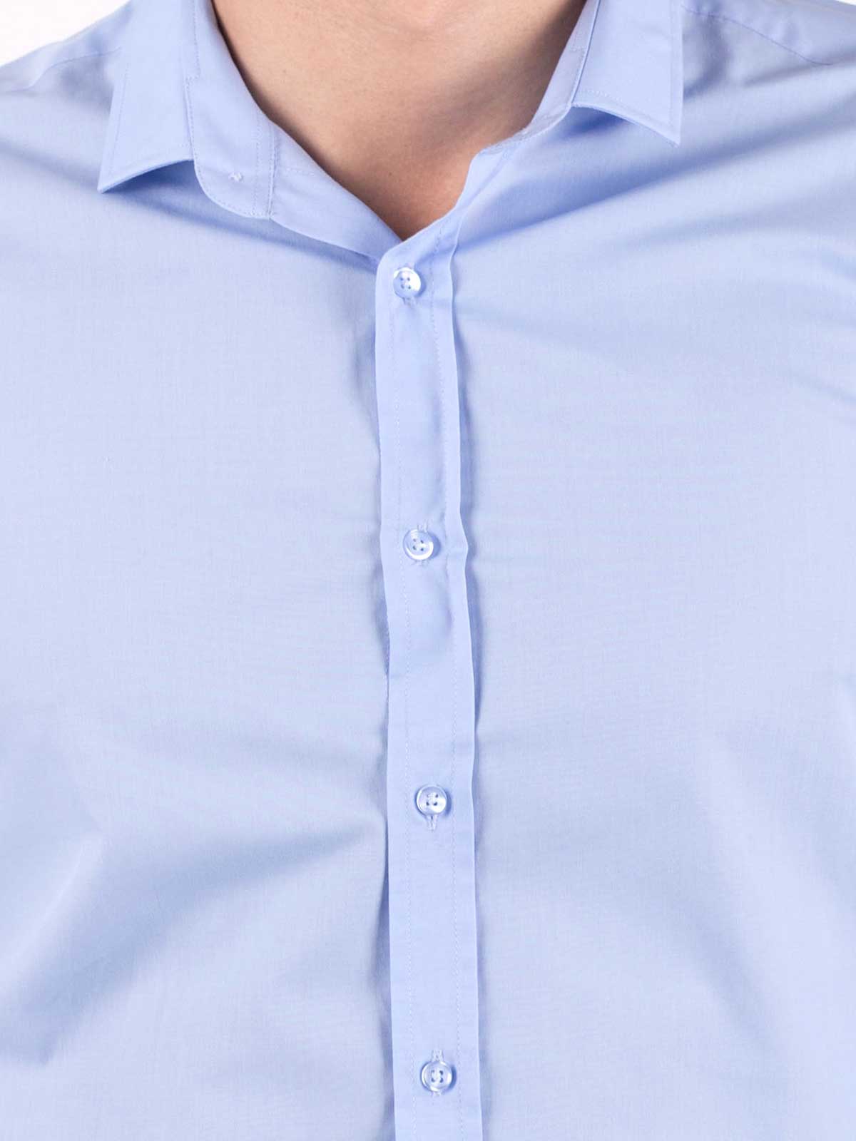 Класическа риза в светло синьо - 21309 29.00 лв img3