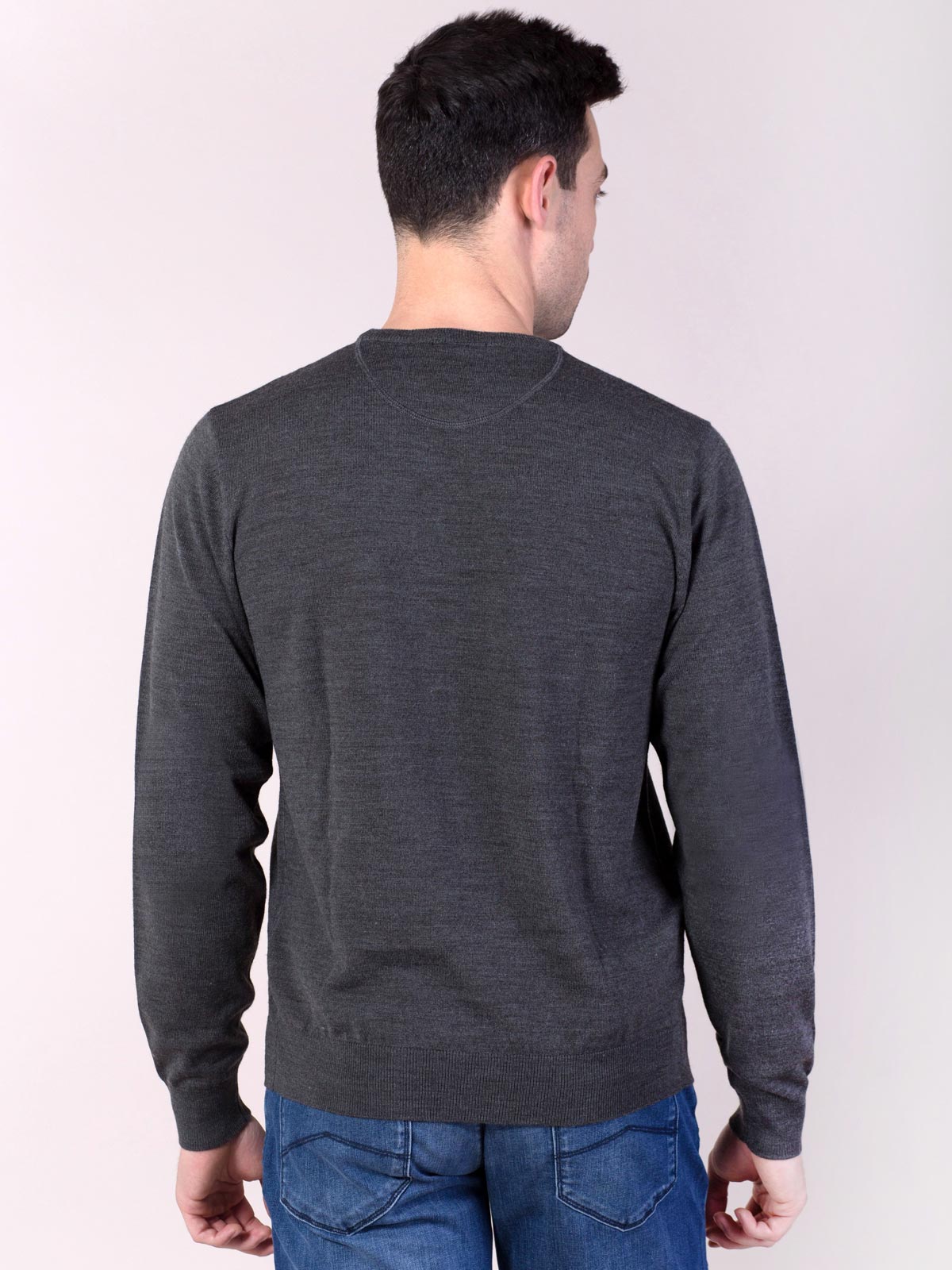 Пуловер в сиво с вълна мерино - 33077 44.00 лв img2