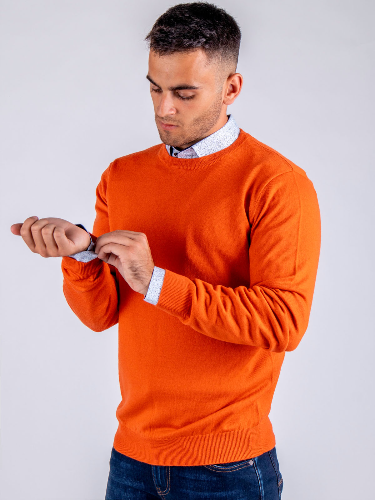 Пуловер в оранжево с вълна мерино - 33082 76.00 лв img2
