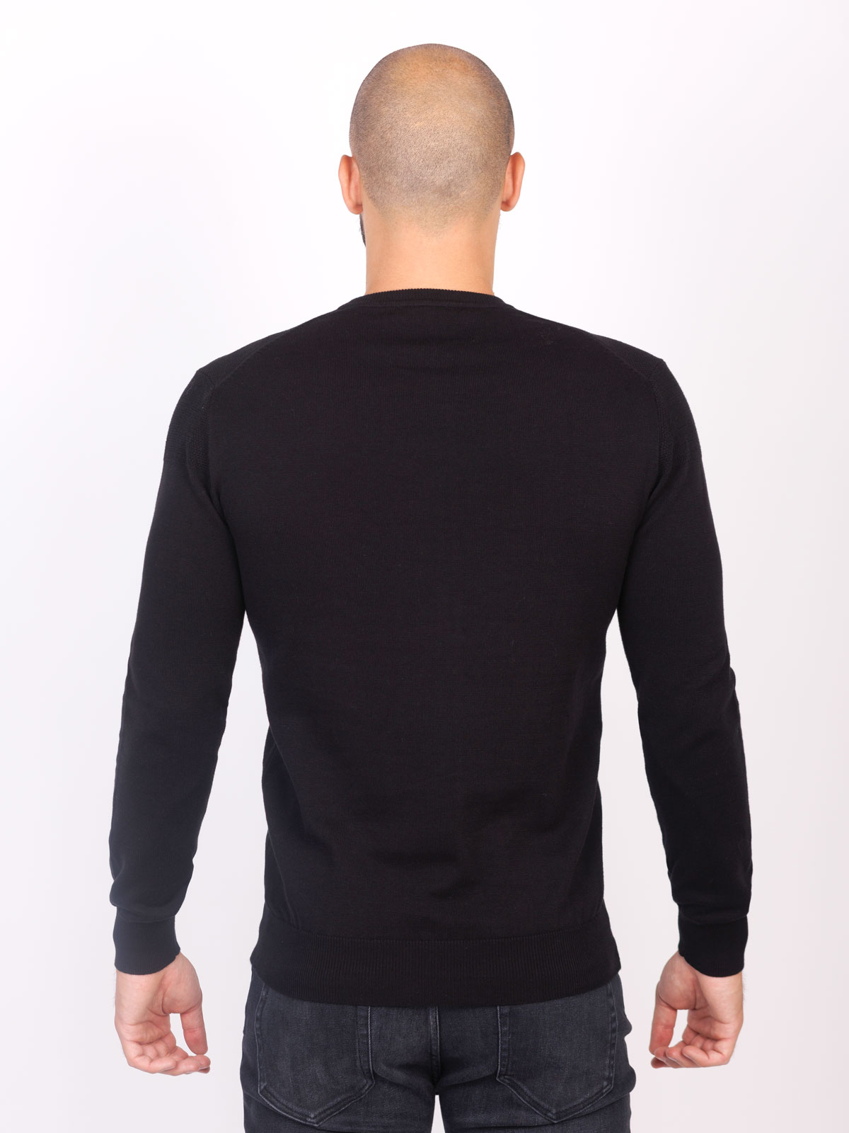Мъжка блуза в черен цвят - 35290 84.00 лв img2