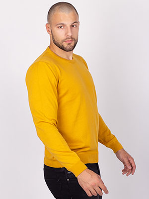 Пуловер в цвят горчица - 35302 78.00 лв img2