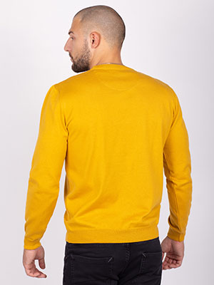 Пуловер в цвят горчица - 35302 78.00 лв img3