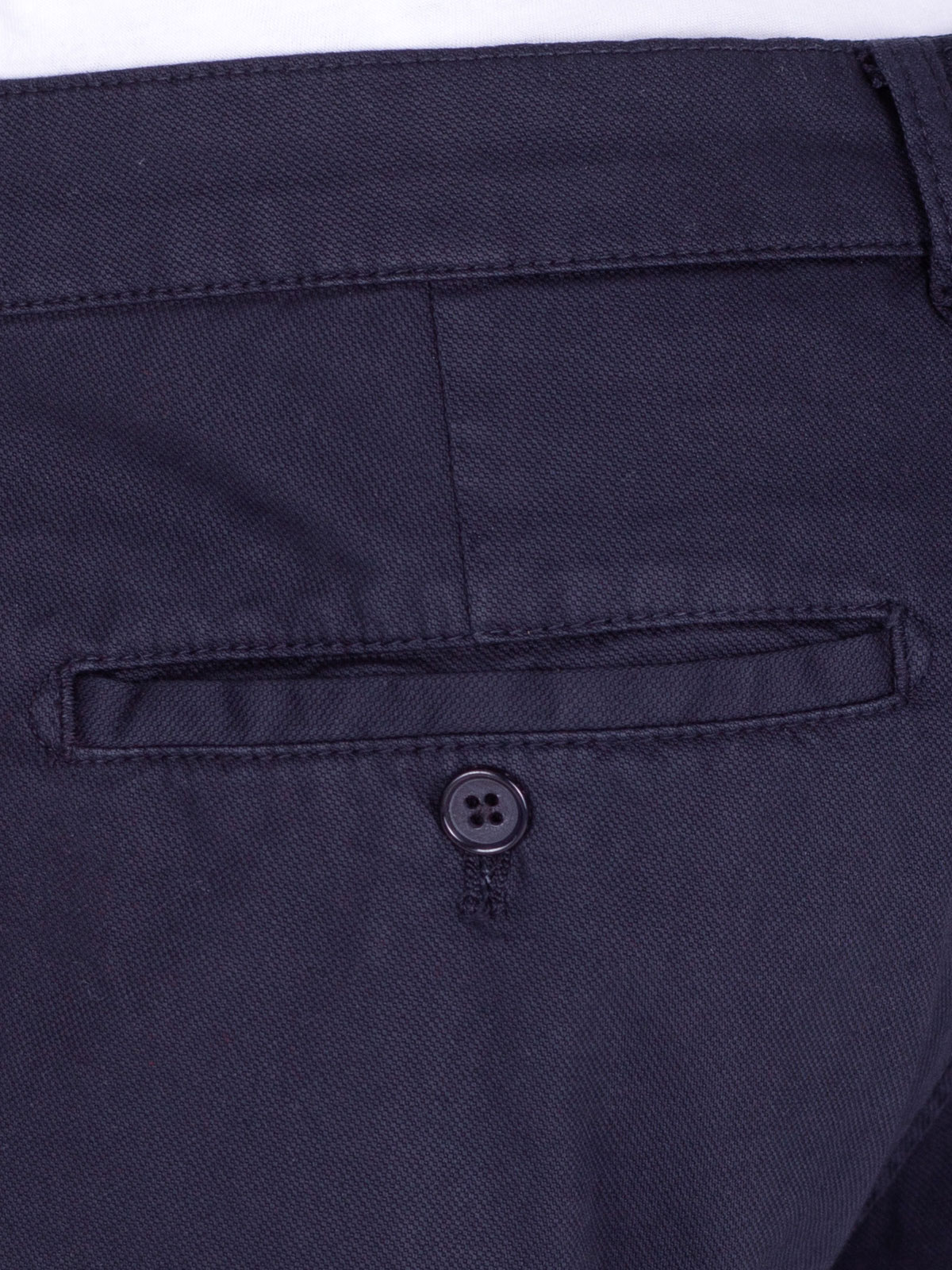 Структуриран панталон в тъмно синьо - 60280 109.00 лв img4