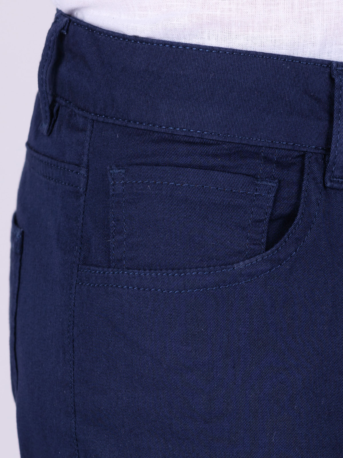 Тъмно син панталон с пет джоба - 60301 118.00 лв img2