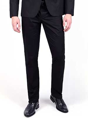 Елегантен черен панталон от памук - 63175 - 44.00 лв