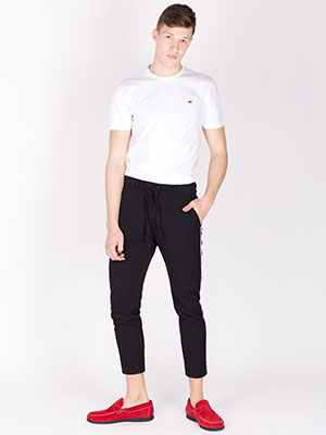 item:Панталон черен с цветен кант и връзки - 63243 - 20.00 лв