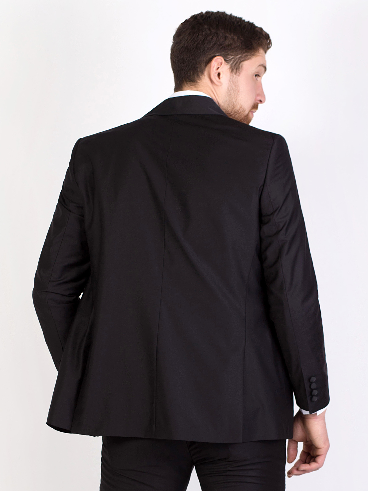 Черно елегантно сако с шал яка от сатен - 64109 199.00 лв img4