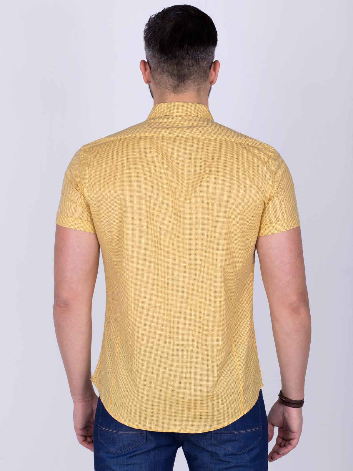 Жълта вталена риза на ситни фигури - 80200 20.00 лв img2