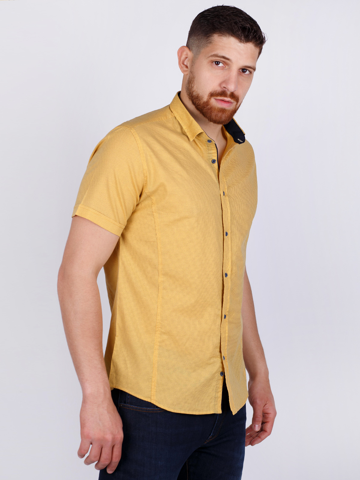 Жълта вталена риза със ситен принт - 80221 39.00 лв img2
