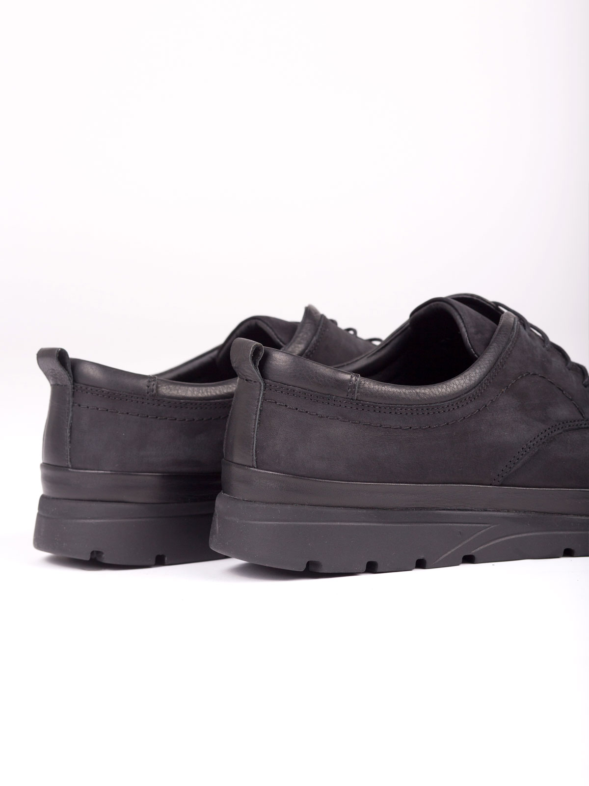 Черни велурени обувки - 81027 - 44.00 лв img2