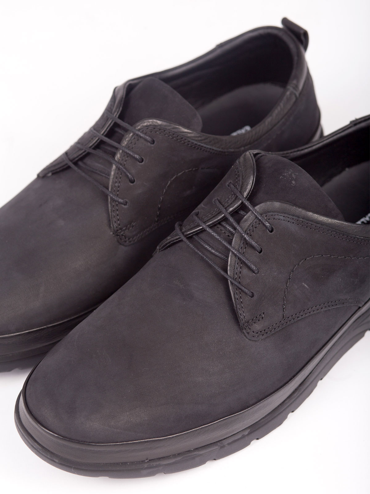 Черни велурени обувки - 81027 - 44.00 лв img3