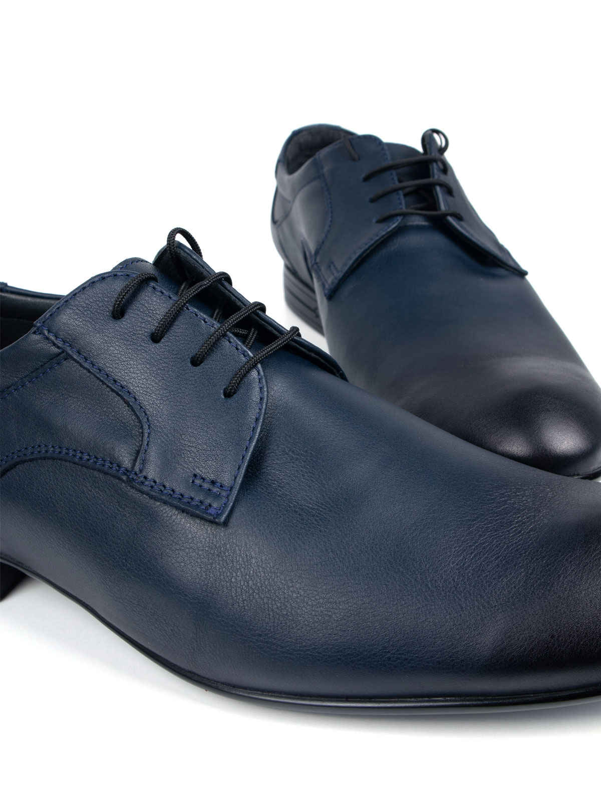 Елегантни кожени обувки с връзки - 81071 - 138.00 лв img1