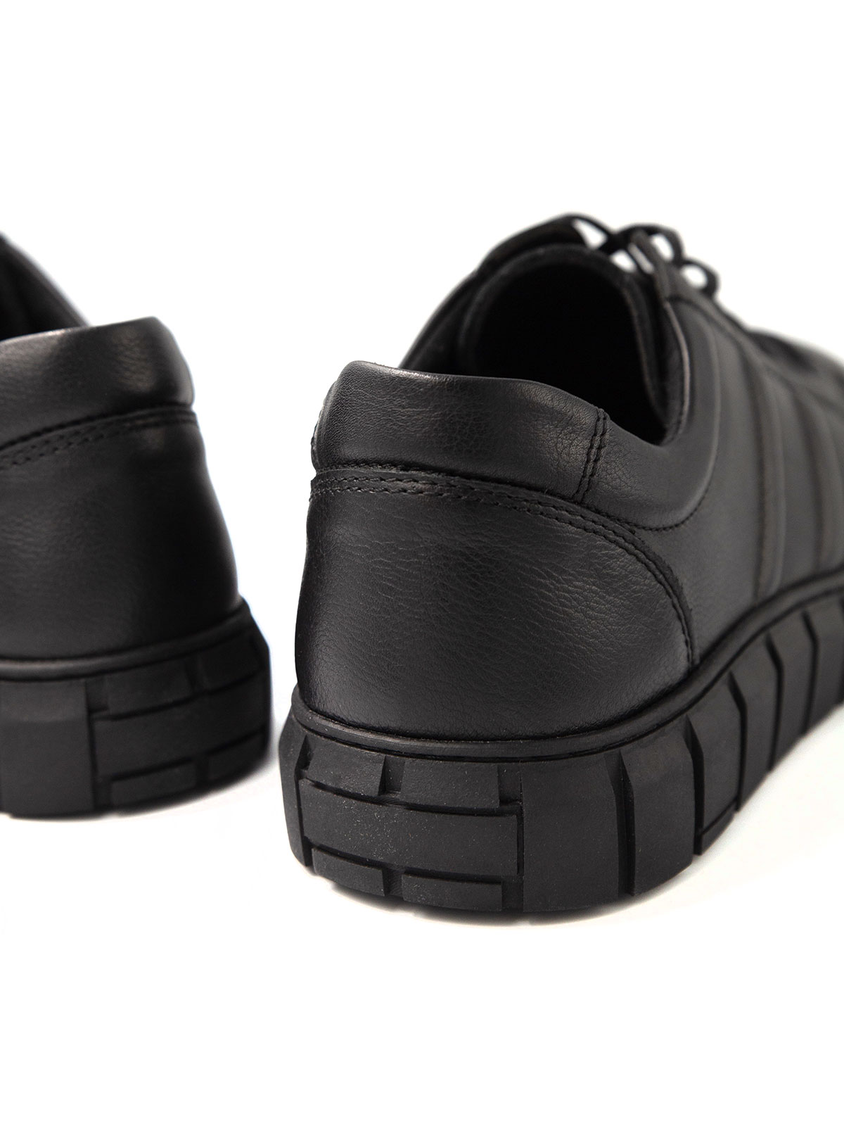 Черни спортни кожени обувки - 81097 - 144.00 лв img4