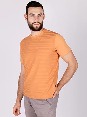 Тениска в оранжево с релеф - 88011 - 12.00 лв