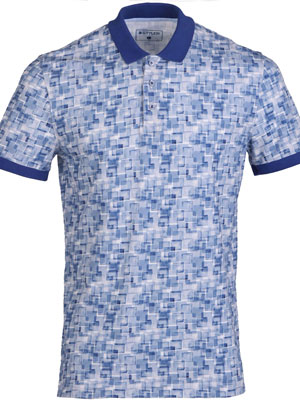 Тениска в синьо с фигури - 93450 - 76.00 лв