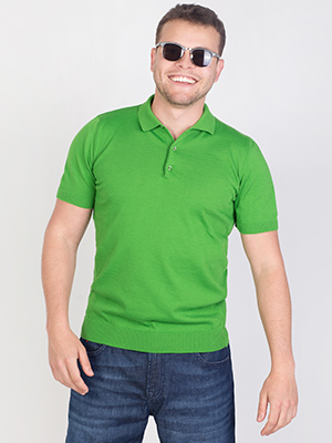 Зелена тениска от фино плетиво - 94405 - 82.00 лв