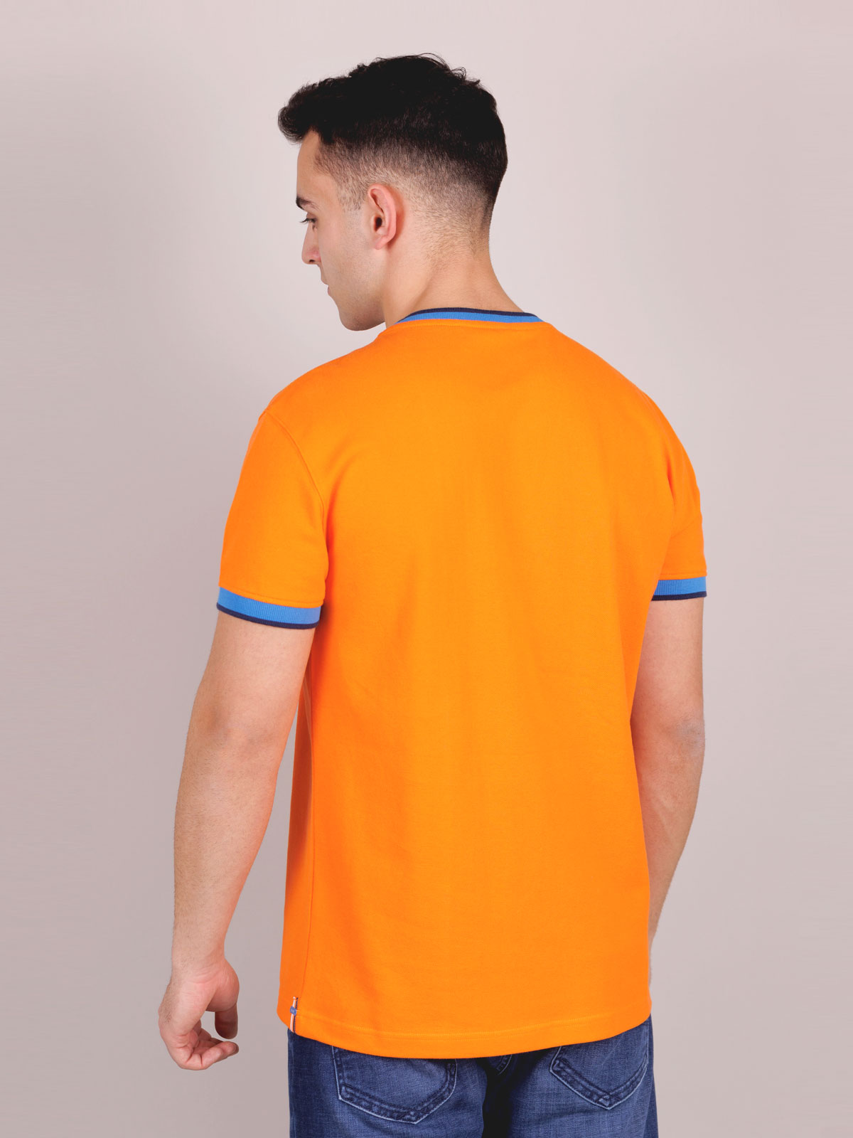 Тениска в оранжево с печат - 95363 42.00 лв img2