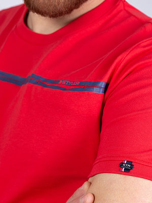 Червена тениска със син печат - 96389 39.00 лв img2