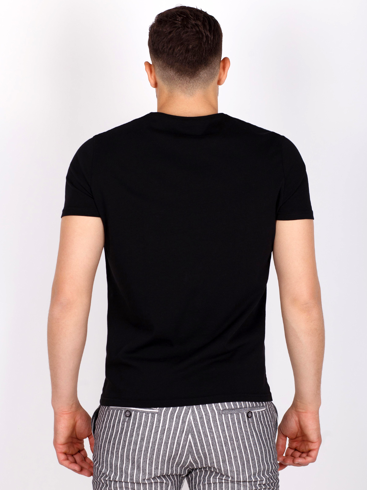 Черна тениска с пано в сив меланж - 96415 29.00 лв img4