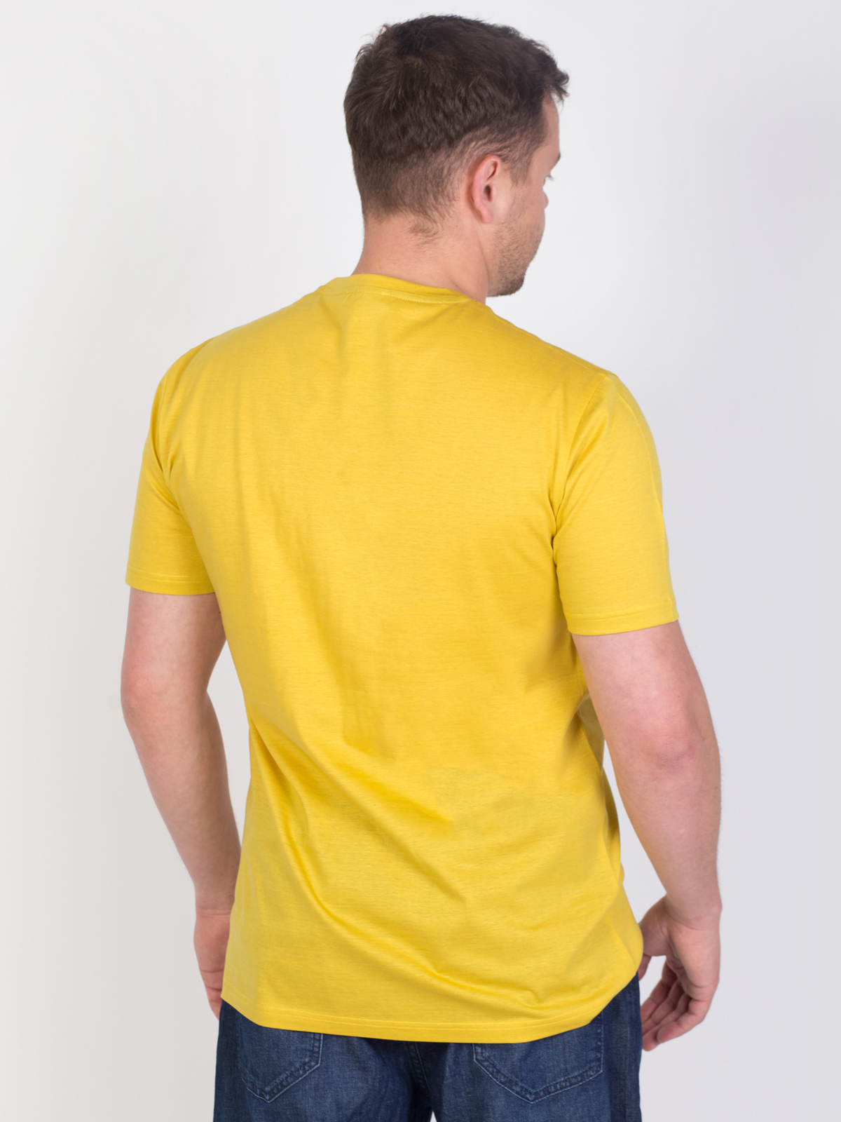 Жълта тениска със син печат - 96437 42.00 лв img4
