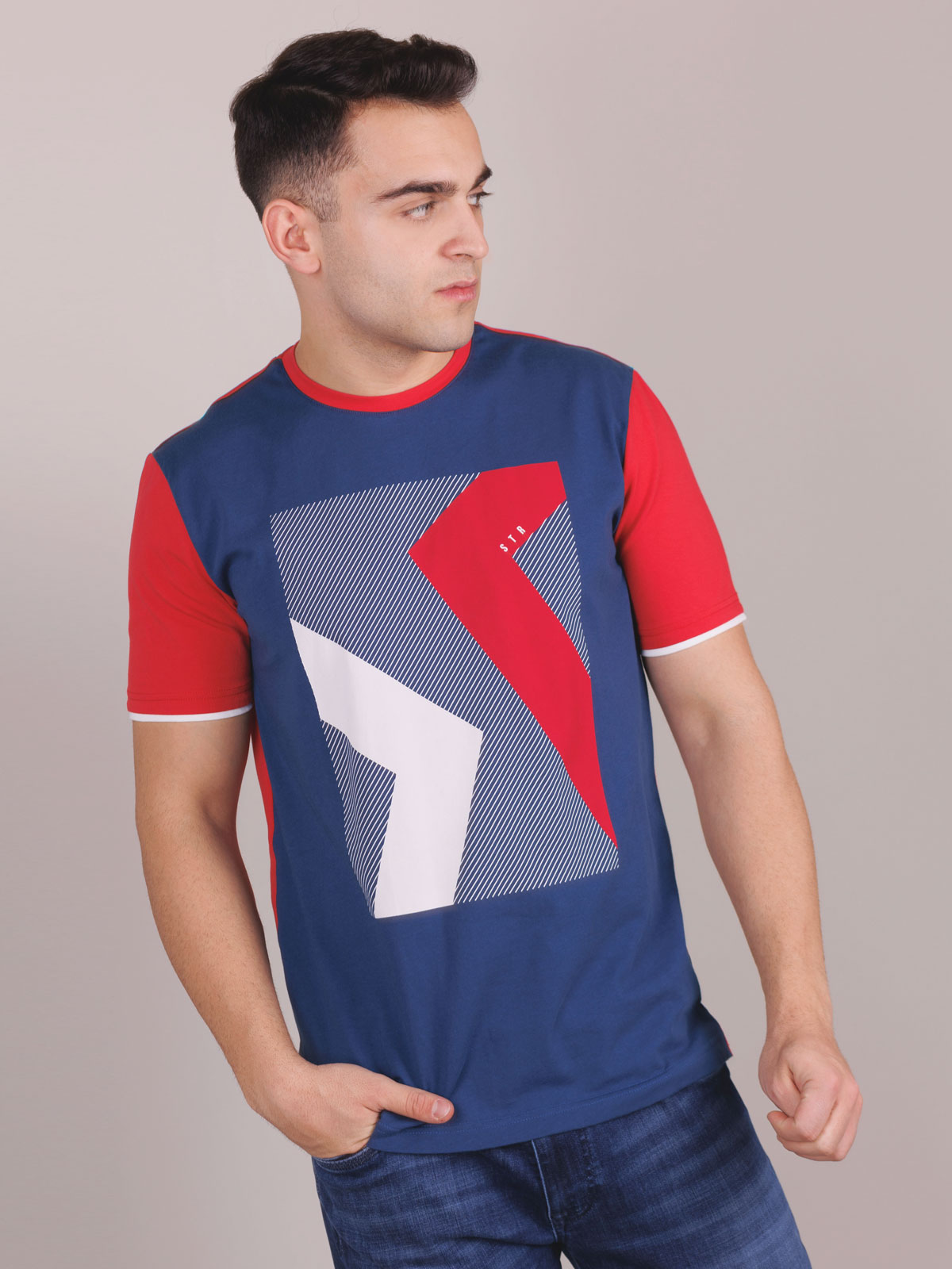 Тениска с щампа и червен гръб - 96449 29.00 лв img4