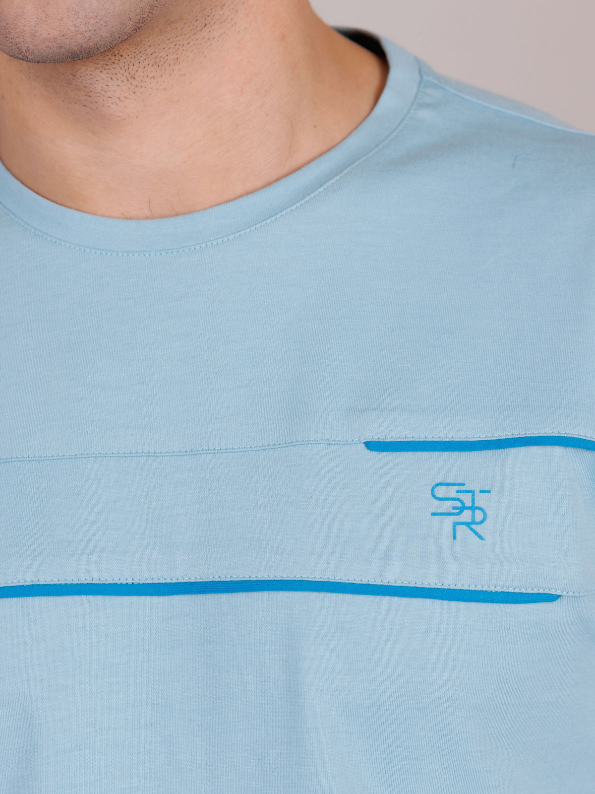 Тениска в светло синьо с лого - 96454 39.00 лв img3