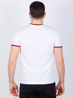 Тениска в бяло с акцент на яката - 96457 42.00 лв img3