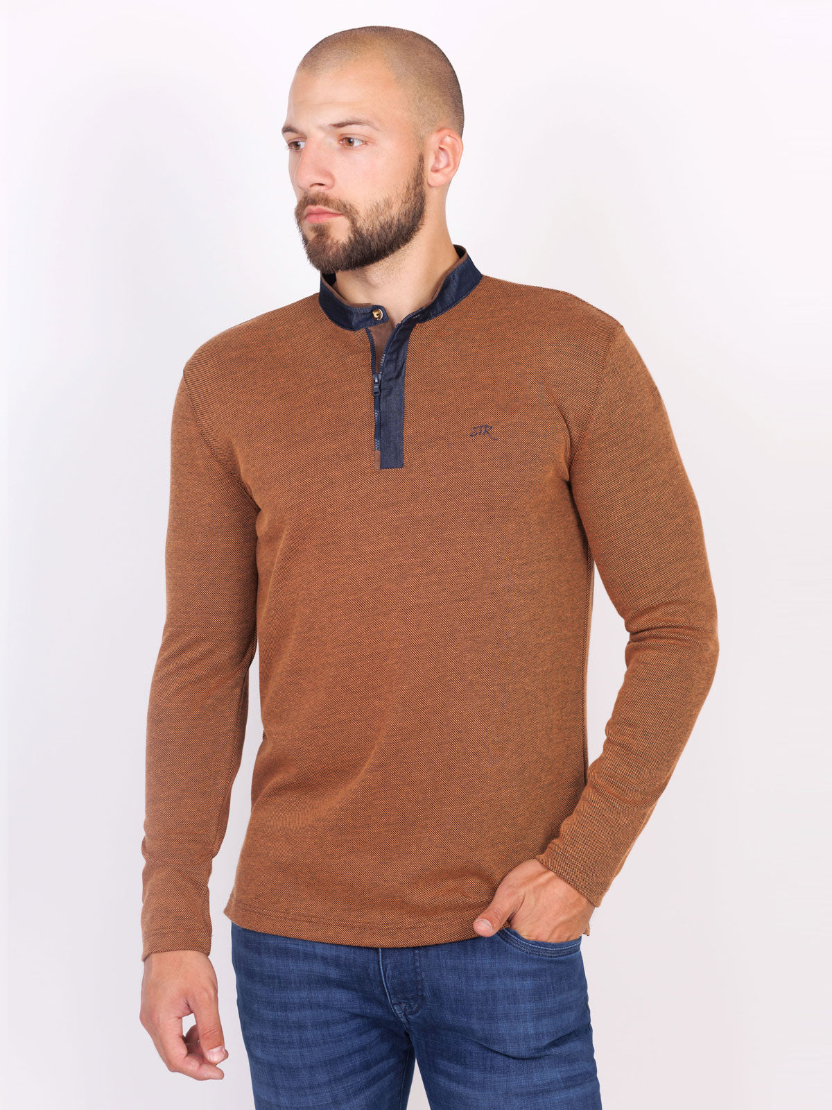 Мъжка блуза брик с яка с цип