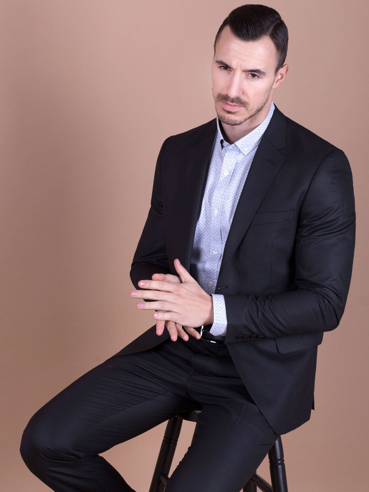 Елегантно черно сако от памук и вискоза